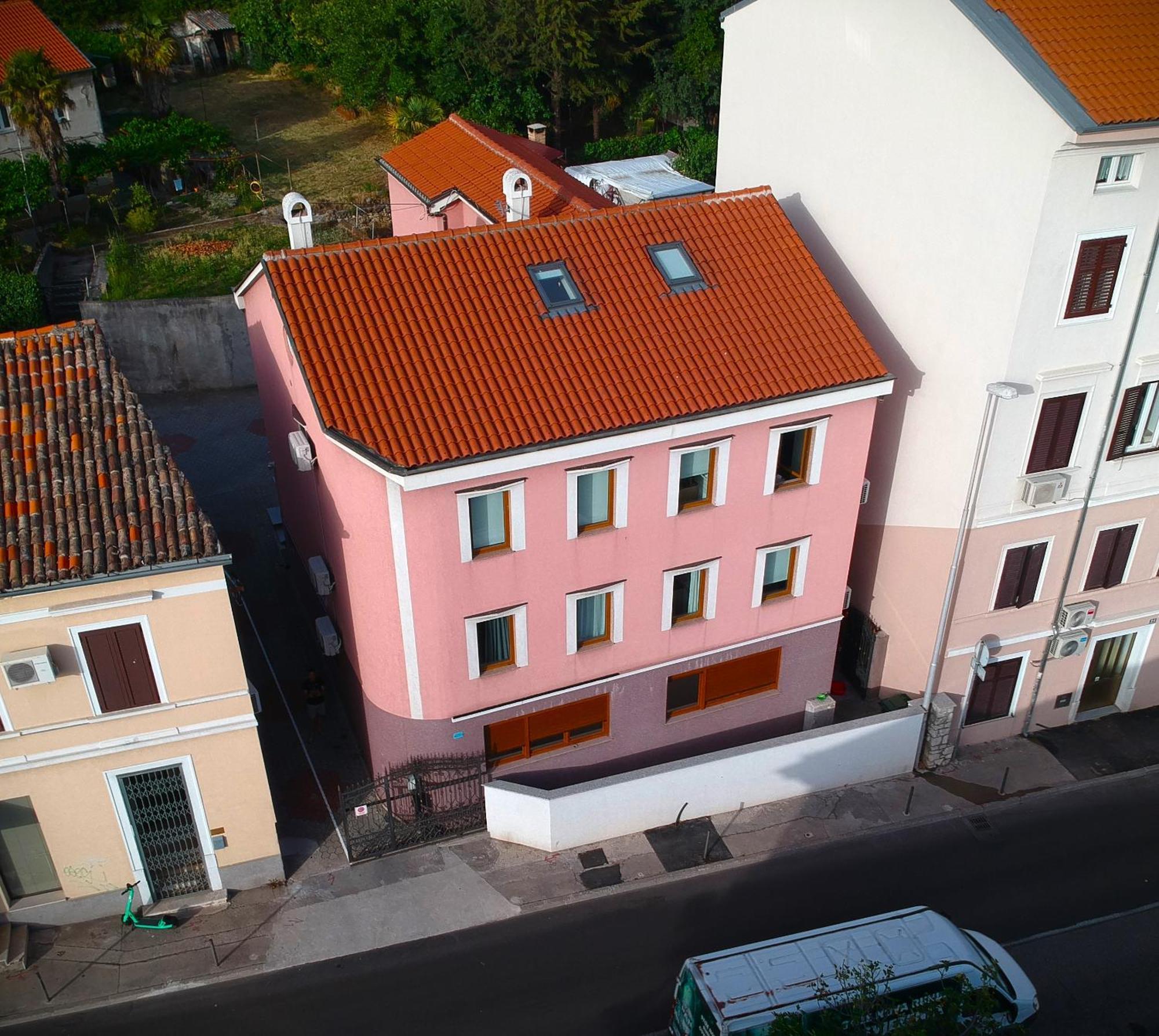 Agostini - Contactless Apartments Vukovarska غييكا المظهر الخارجي الصورة