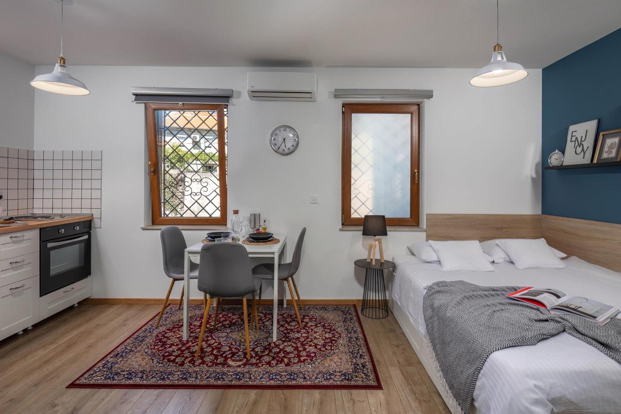 Agostini - Contactless Apartments Vukovarska غييكا الغرفة الصورة