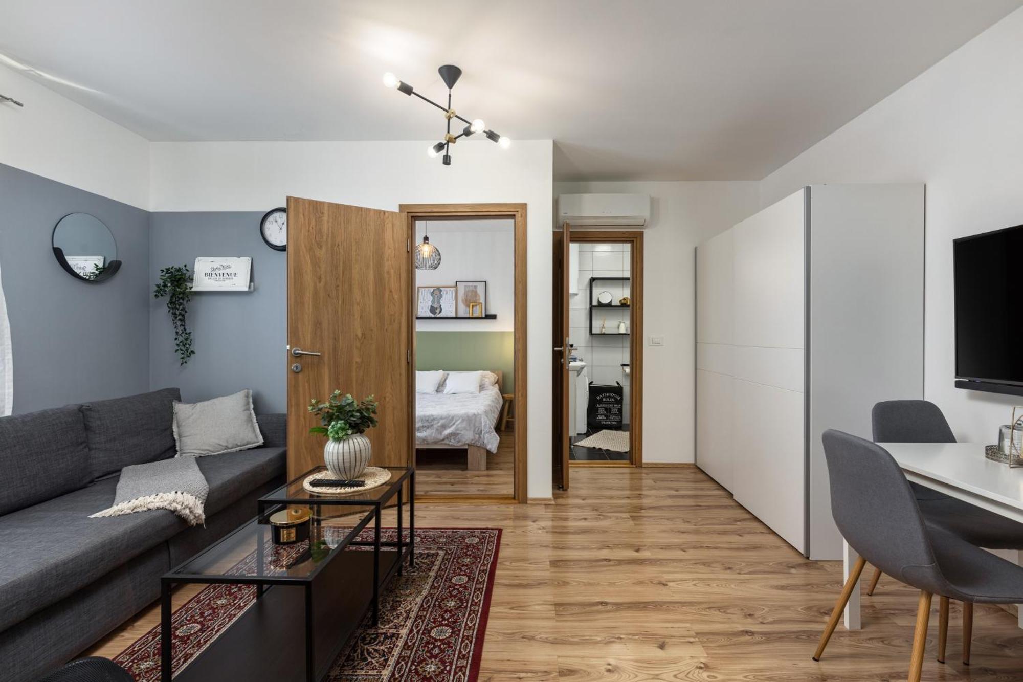 Agostini - Contactless Apartments Vukovarska غييكا المظهر الخارجي الصورة