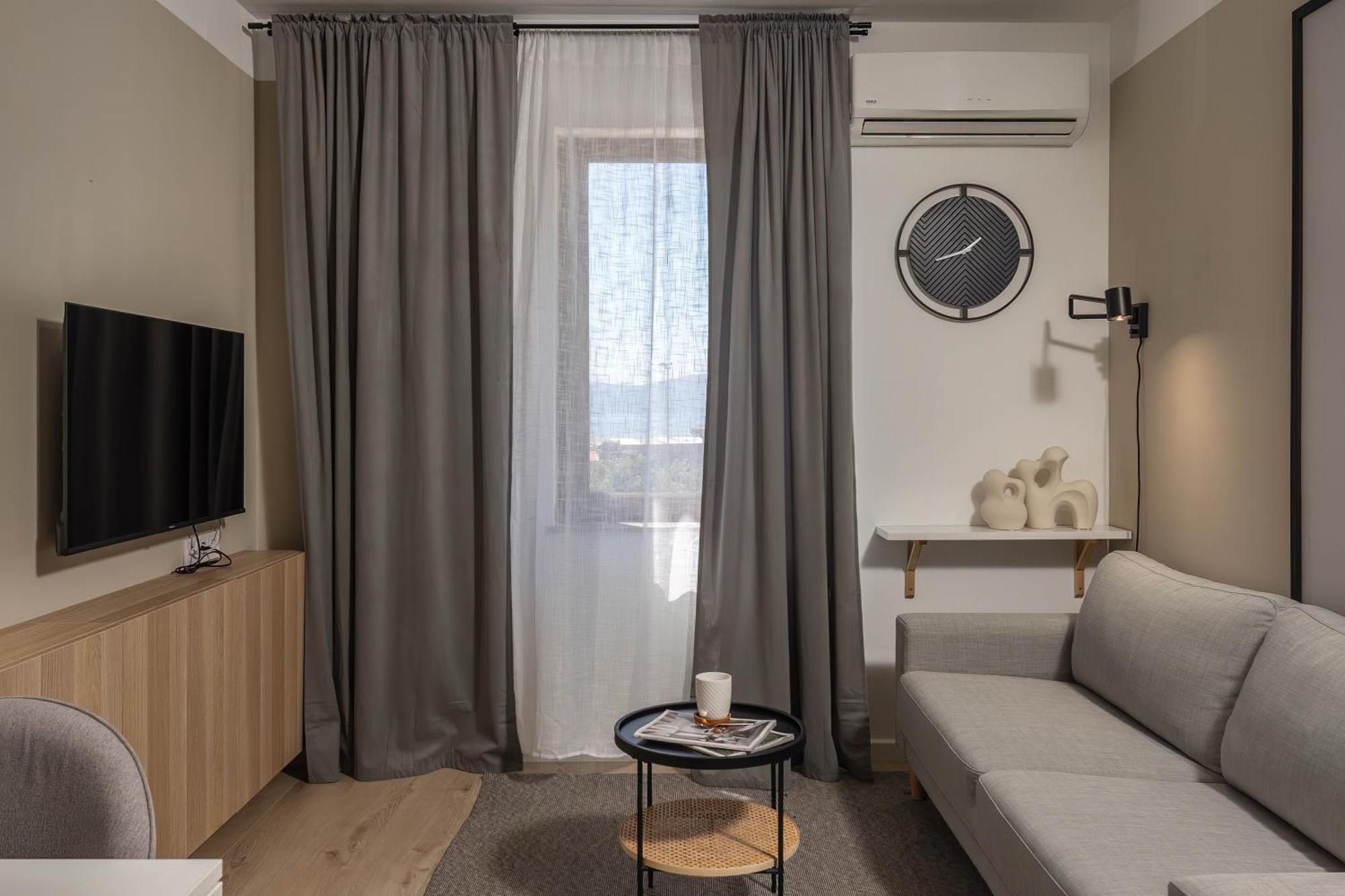 Agostini - Contactless Apartments Vukovarska غييكا المظهر الخارجي الصورة
