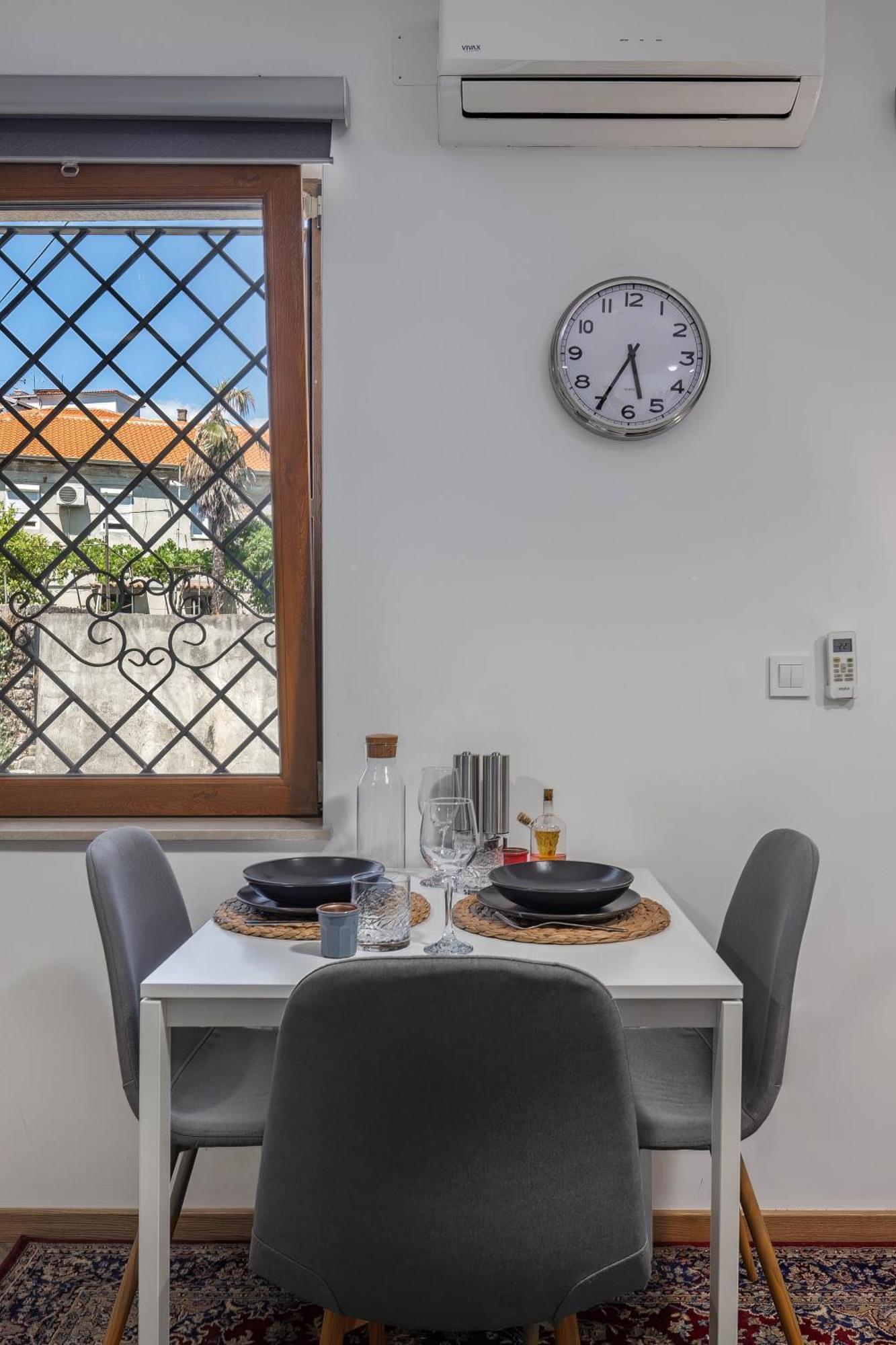 Agostini - Contactless Apartments Vukovarska غييكا الغرفة الصورة