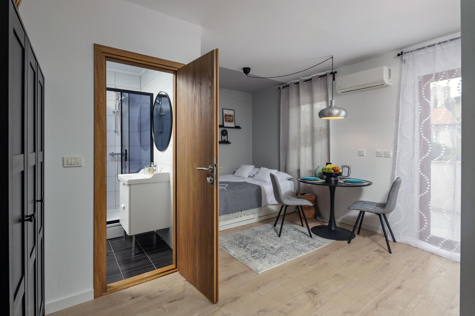 Agostini - Contactless Apartments Vukovarska غييكا المظهر الخارجي الصورة